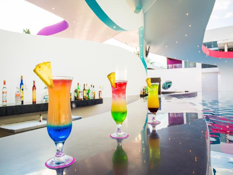 Temptation At The Tower Cancun Resort (Adults Only) ภายนอก รูปภาพ